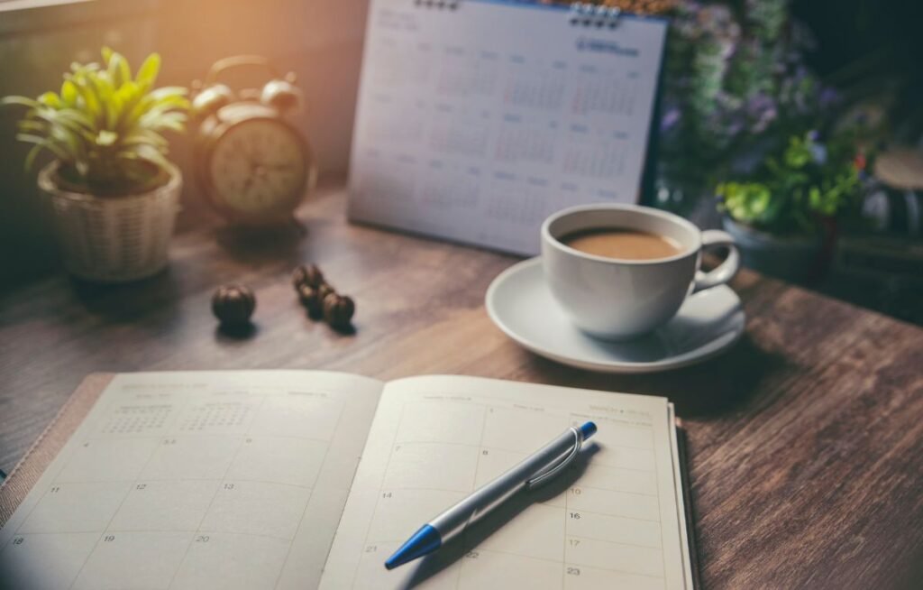 Bullet Journal vs Traditional Planners (1)