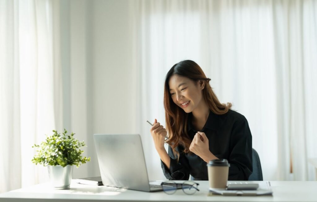 How Short-Term Financial Goals Shape Your Immediate Future